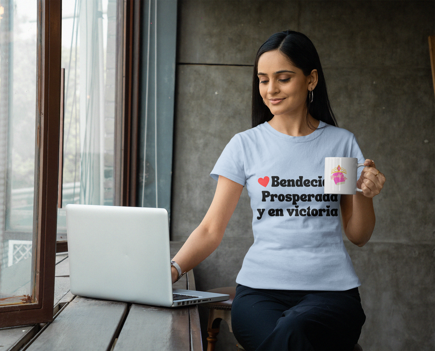 Bendecida Camiseta