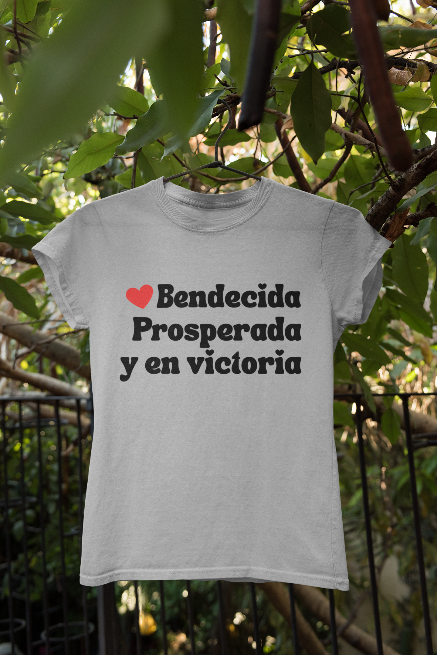 Bendecida Camiseta